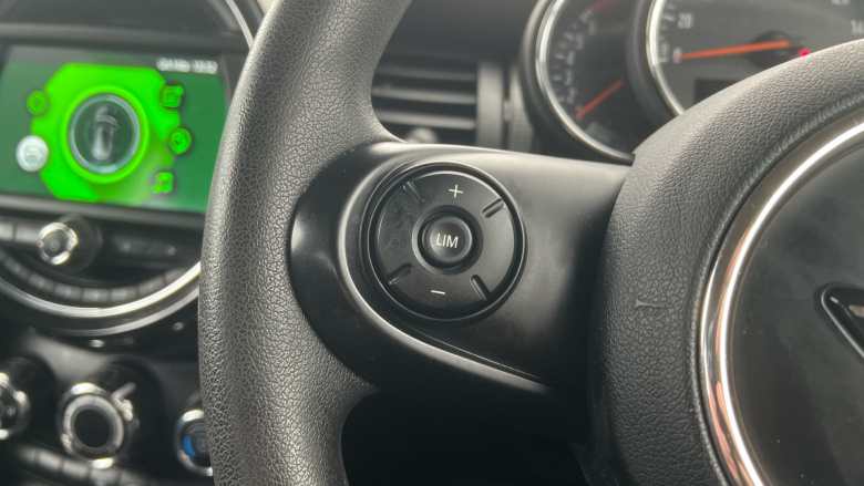 MINI Hatchback 1.5 Cooper II 5dr Petrol Hatchback